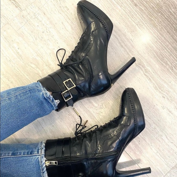Burberry black leather Brogue Manners 100 platform ankle boot, booties! Size 37! - Picture 3 of 3